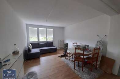 Appartement 3 pièces 733 €