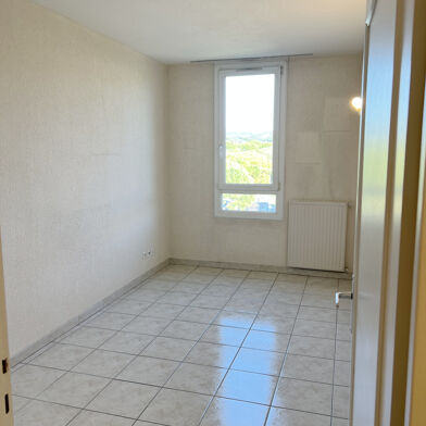 Appartement 3 pièces 270000 €