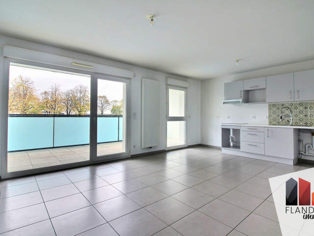 Appartement récent, lumineux, avec balcon et garage — photo du bien