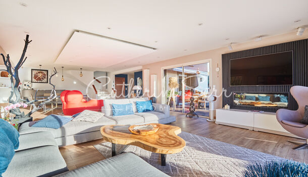 Villa / Maison 8 pièces  à vendre Puyricard 13540