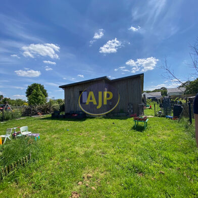 Maison 4 pièces 875 €