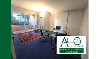 Bureau  68 m² à louer à Bayonne (64100)