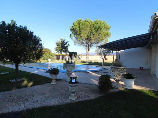CHABEUIL – Grande maison familiale, piscine, terrain de 5000 m² — photo du bien