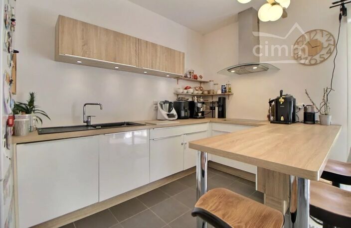 OVALIE, Appartement duplex T4 de 91m² avec 2 jardins privatifs, — photo 3
