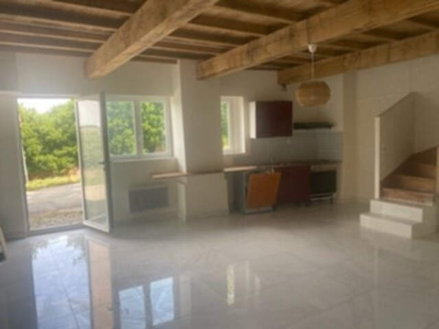 Maison de village 3 pièces rénovée — photo du bien