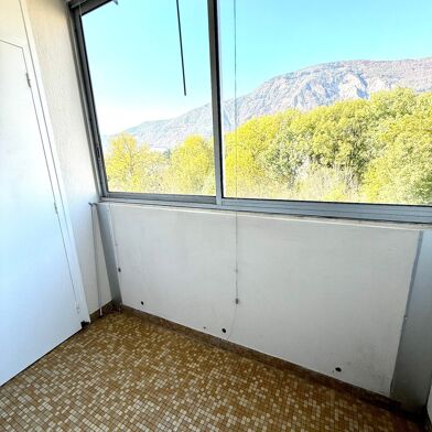 Appartement 2 pièces 215000 €