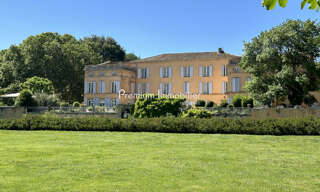 Maison  1700 m² à vendre à Aix-en-Provence (13100)