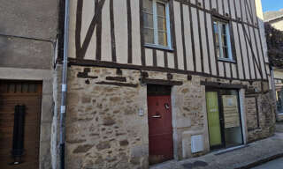 Immeuble  120 m² à vendre à Saint-Léonard-de-Noblat (87400)