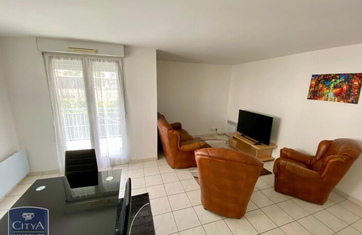 Location appartement 3 pièces 66 m² à La Riche (37520) — photo 2