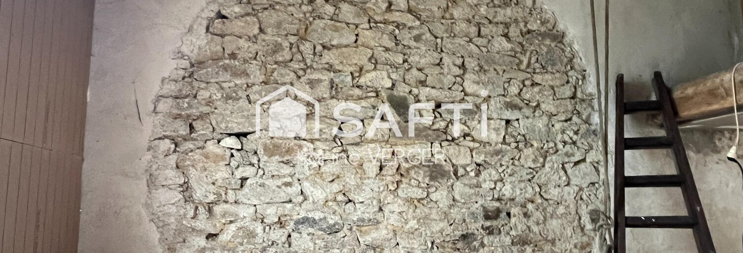 Immeuble  110 m² à vendre à Montaigu-Vendée (85600)