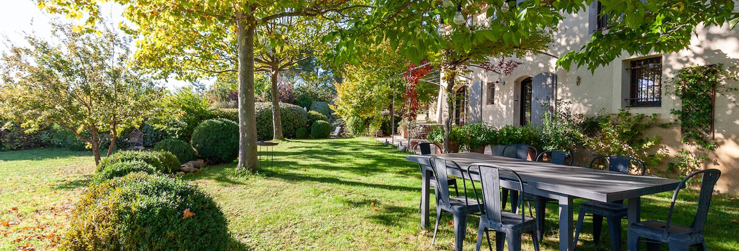 Maison 7 Pièces 210 m² à vendre à Lourmarin (84160)