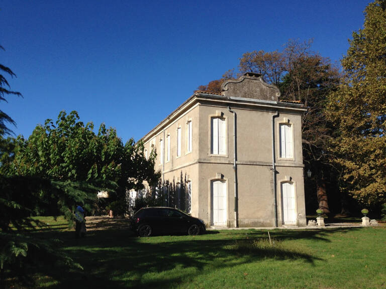 Demeure bourgeoise dans un écrin de verdure — photo 1