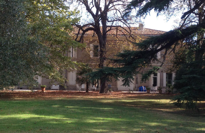 Demeure bourgeoise dans un écrin de verdure — photo 2