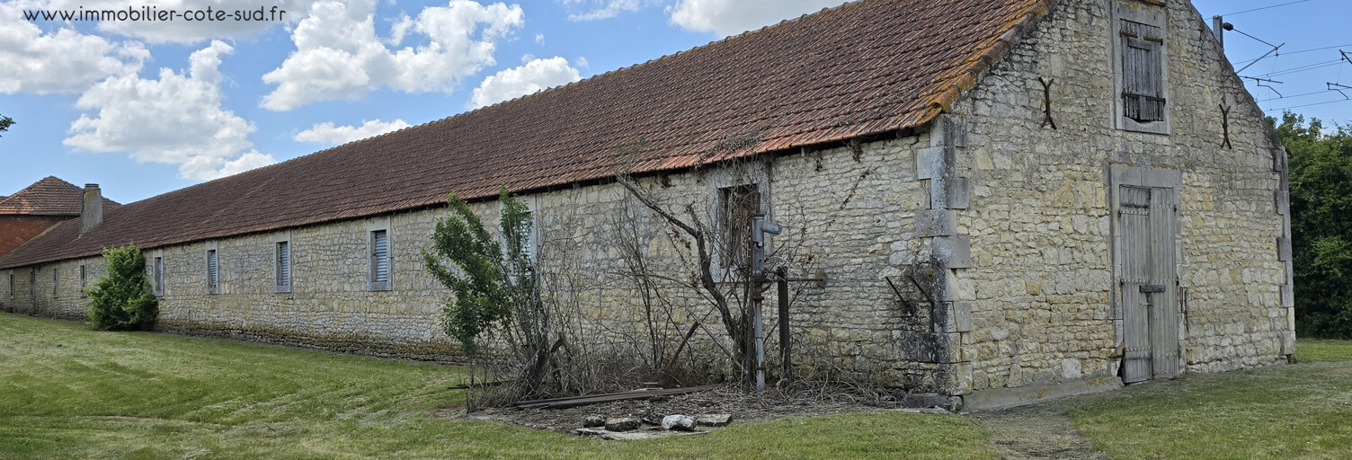 Maison 1 Pièce 560 m² à vendre à Aigrefeuille-d'Aunis (17290)