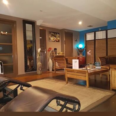 Commerce 2 pièces 5200 €