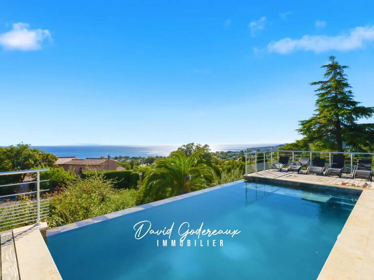 EXCLUSIVITÉ - Un havre de paix avec vue imprenable sur la mer et l'Estérel — photo 1
