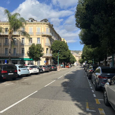 Commerce  480000 €