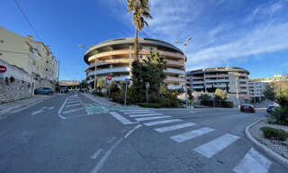 Garage  13 m² à louer à La Ciotat (13600)