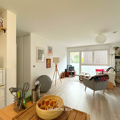 Appartement 3 pièces 254000 €