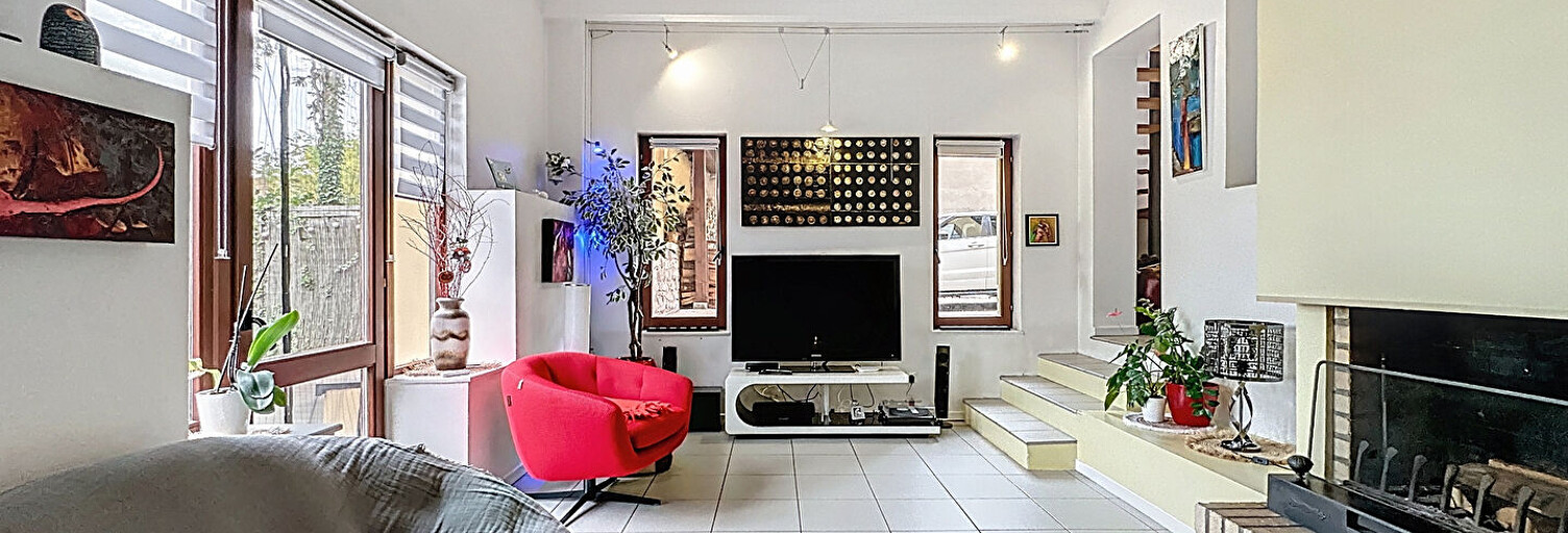 Maison 8 Pièces 205 m² à vendre à Dangolsheim (67310)