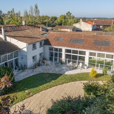 Maison 9 pièces 560000 €