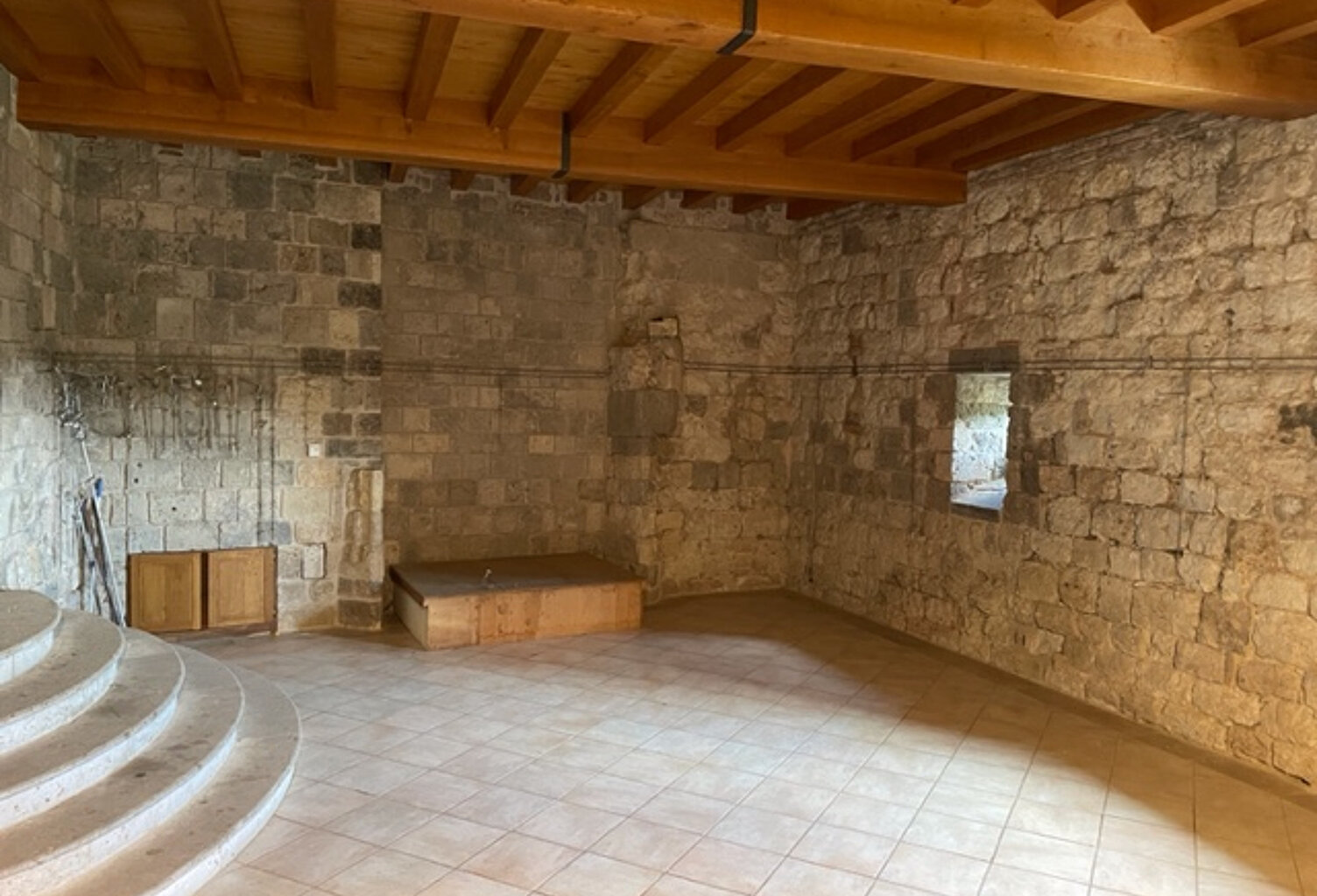 A vendre à Clermont Dessous château médiéval ISMH — photo 1