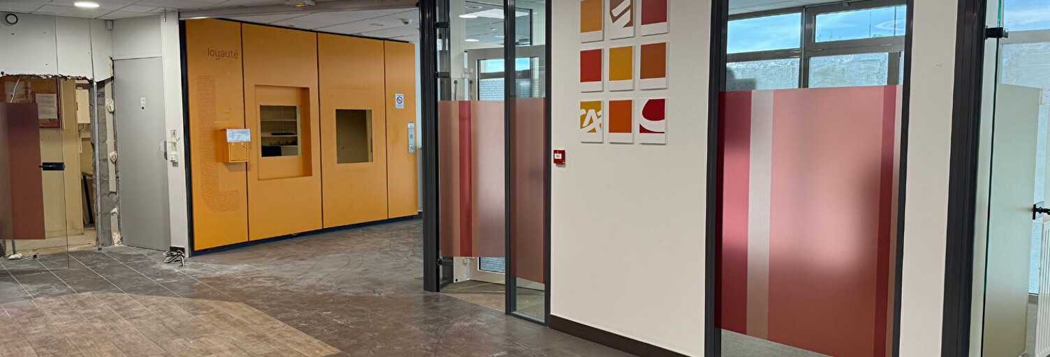 Commerce  140 m² à louer à Franqueville-Saint-Pierre (76520)