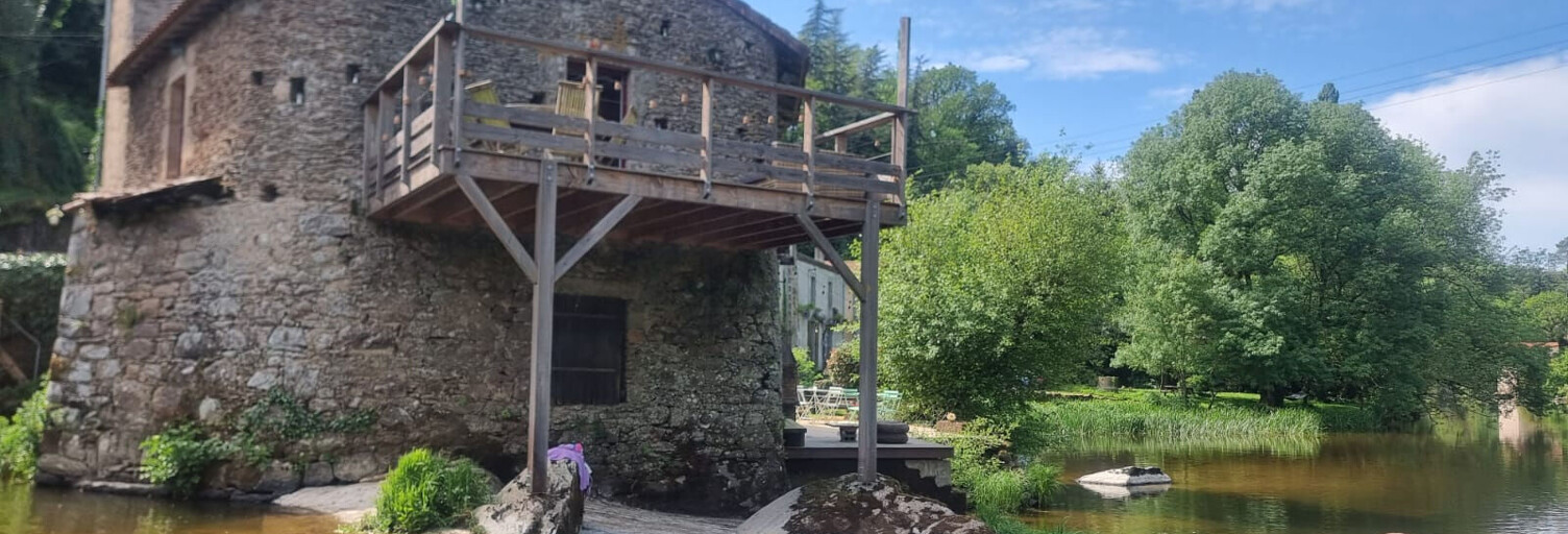 Maison 9 Pièces 235 m² à vendre à Clisson (44190)