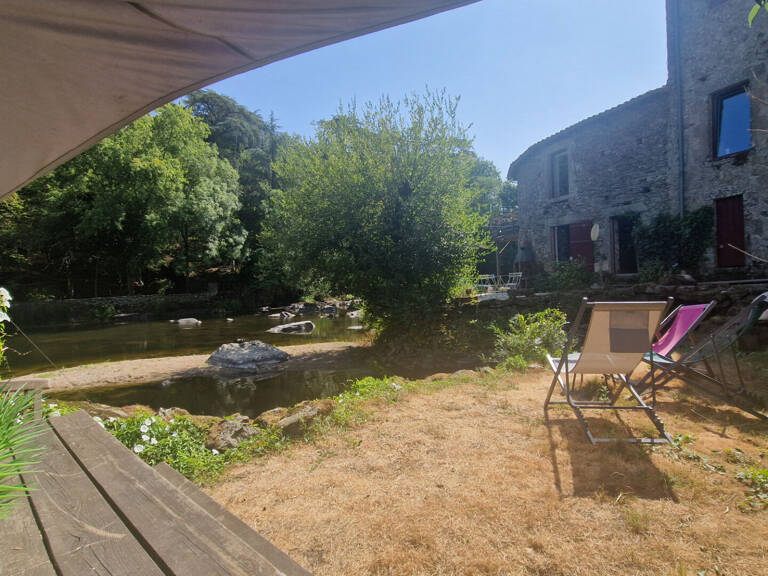 Maison sur la Sèvre et gîte — photo 1