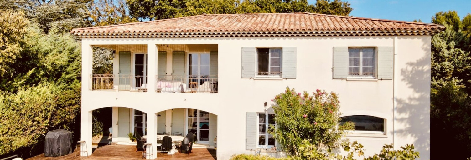 Maison 8 Pièces 217 m² à vendre à Rochefort-du-Gard (30650)