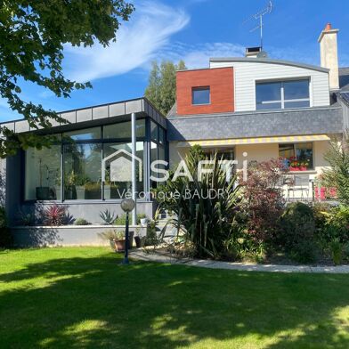 Maison 6 pièces 434700 €