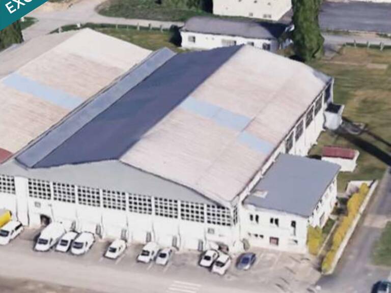 Bâtiments de stockage sur cite de 2900M2 — photo 1