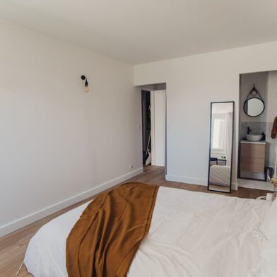 Appartement 6 pièces 600 €