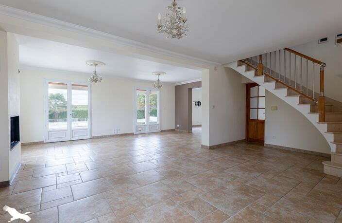 Contemporaine de 8 pièces principales — photo 4