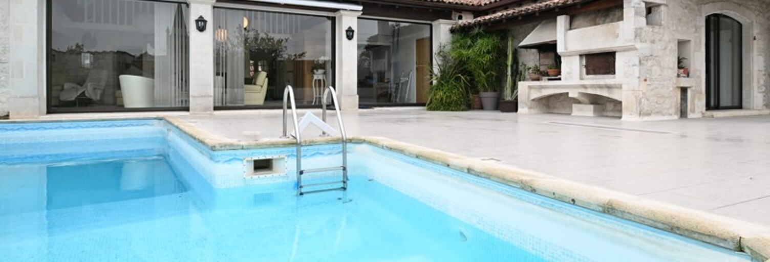 Maison 6 Pièces 215 m² à vendre à Gensac-la-Pallue (16130)