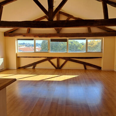 Appartement 4 pièces 160000 €