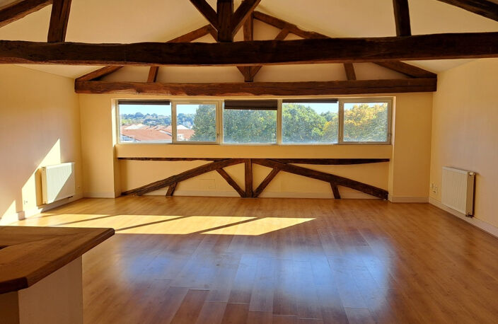 APPARTEMENT T4 — photo 2