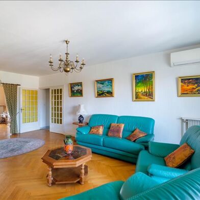 Appartement 3 pièces 316500 €