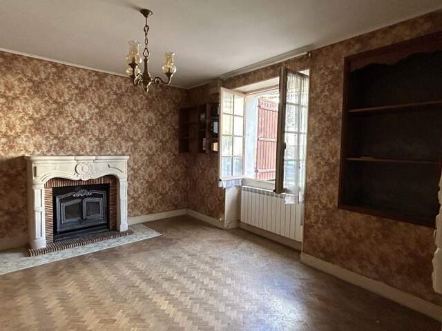 Maison de bourg de 4 pièces principales — photo du bien