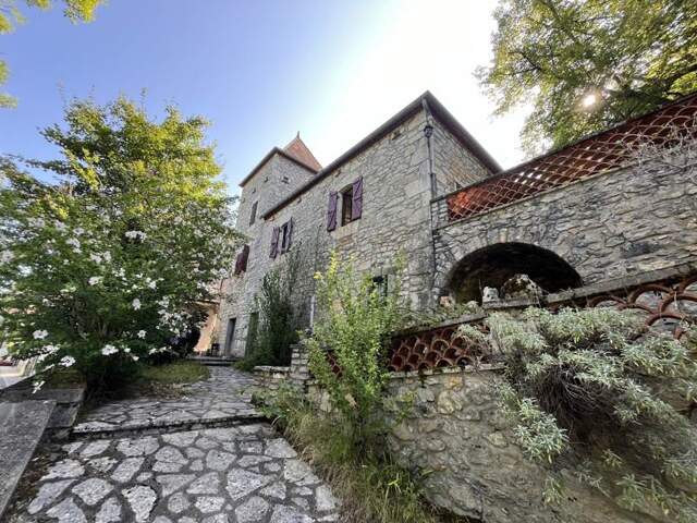 Maison 6 pièces 154 m² à Saint-Vincent-Rive-d'Olt — photo du bien