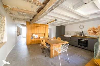 Maison 6 pièces 946777 €
