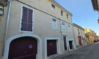 Immeuble  330 m² à vendre à Saint-Gilles (30800)