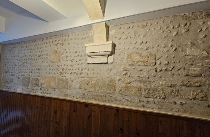 IMMEUBLE DE 5 LOGEMENTS 30800 ST GILLES 330 M2 — photo 5
