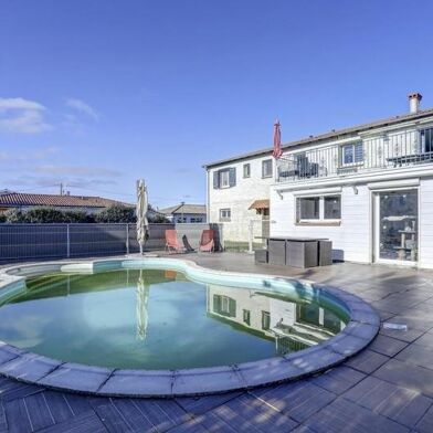 Maison 6 pièces 472500 €