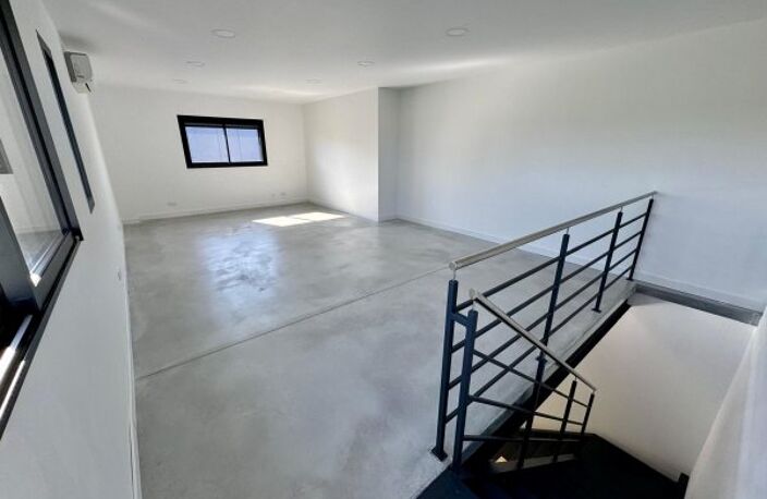 Bureaux à louer — photo 2