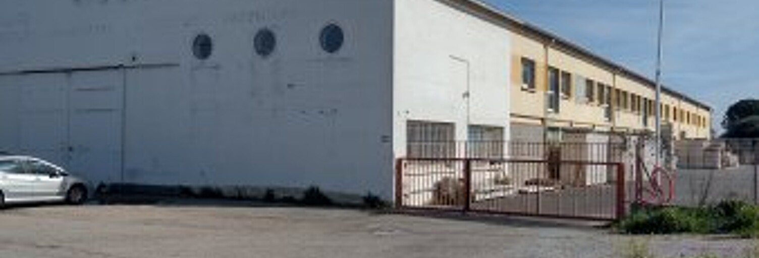 Commerce  2855 m² à vendre à Perpignan (66000)