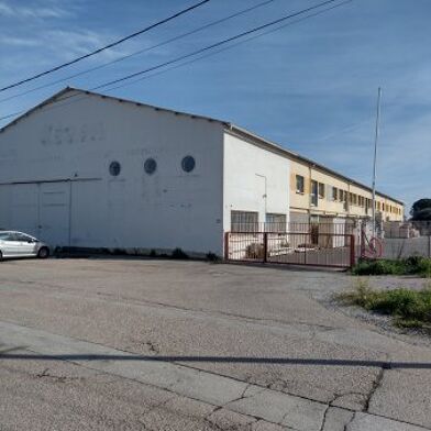 Commerce  950000 €