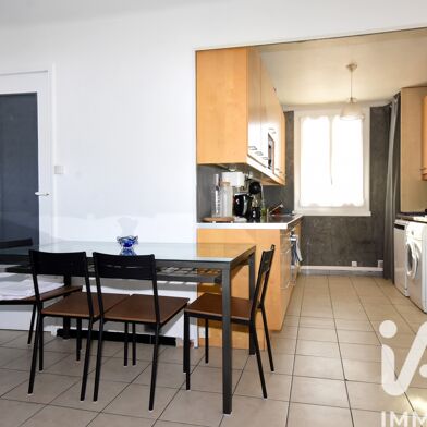 Appartement 4 pièces 185000 €