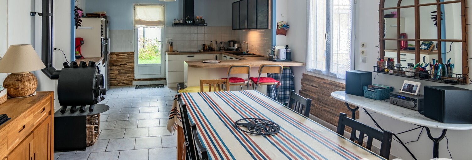 Maison 7 Pièces 140 m² à vendre à Saint-Denis-de-Pile (33910)