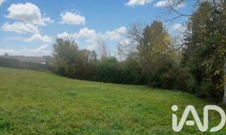 Terrain  985 m² à vendre à Saint-Geoire-en-Valdaine (38620)